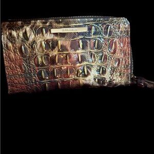 Outstanding BRAHMIN Corie wallet/wristlet Tartan Animal Melbourne excellent cond